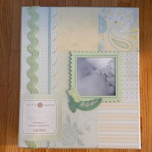 Anna Griffin Baby Keepsake Chest